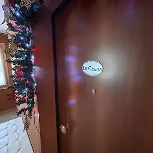 https://la-casina-a-piombino.it-tuscanyhotel.com